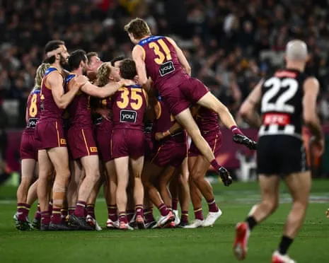 Brisbane Demolish Collingwood to Claim Championship Battle Against Geelong